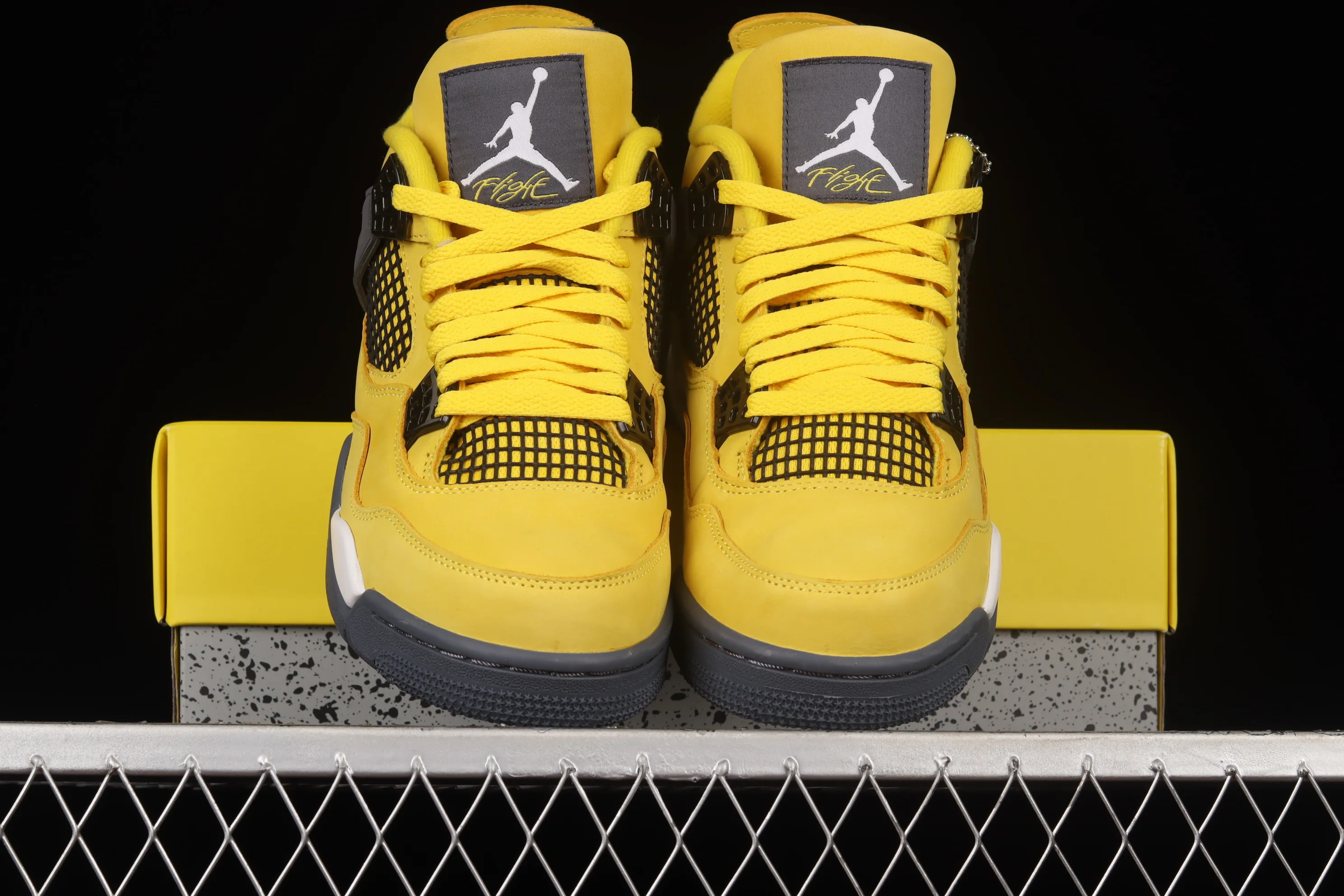 All categories Air Jordan Jordan series basketball shoes Air Jordan 4 foreign trade version Air Jordan 4 Retro "Lightning" AJ4 Joe 4 replica white and yellow electric mother CT8527-700